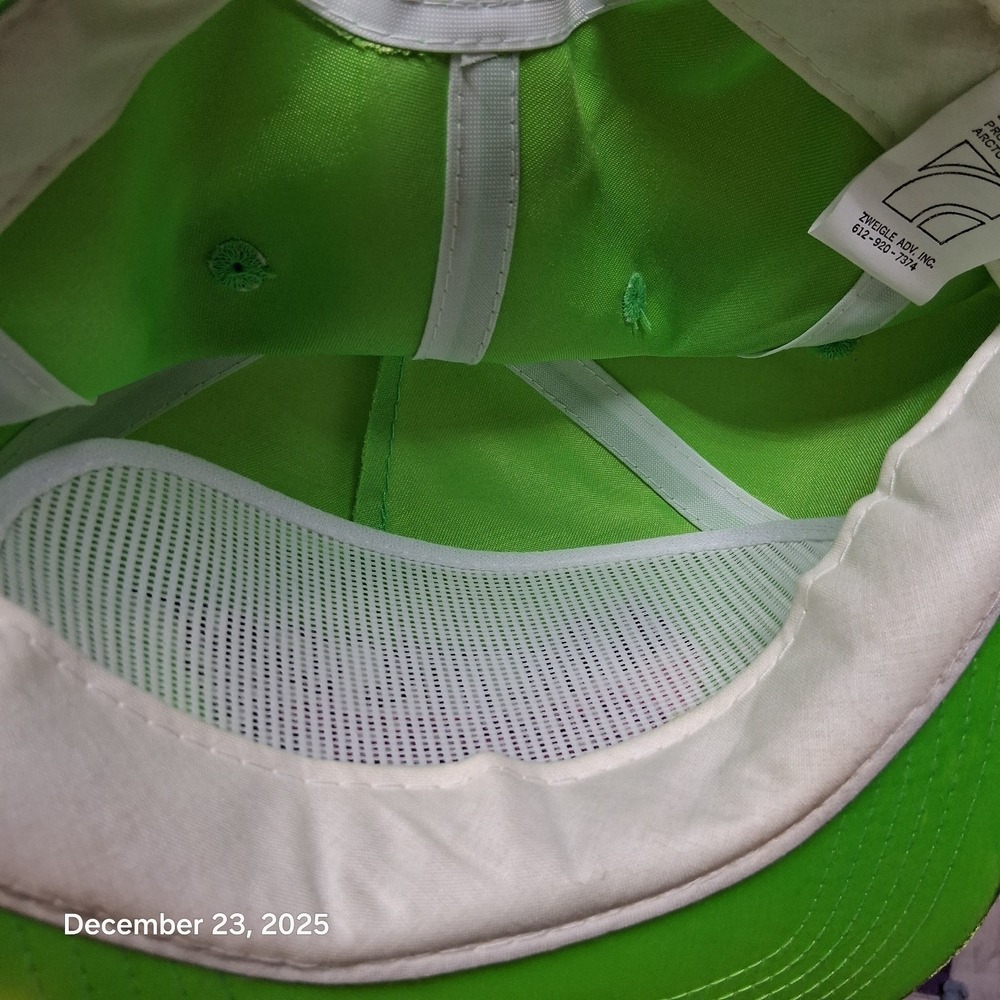 VTG Arctic Cat Leader of The Pack Neon Green Trucker Hat Snowmobile Strap Back - Picture 6 of 7